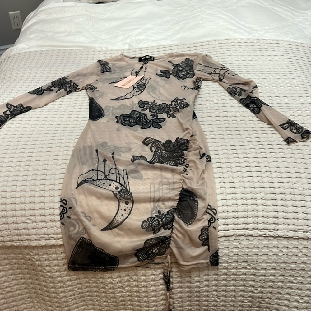 Missguided Printed Mesh Ruched Midi Dress